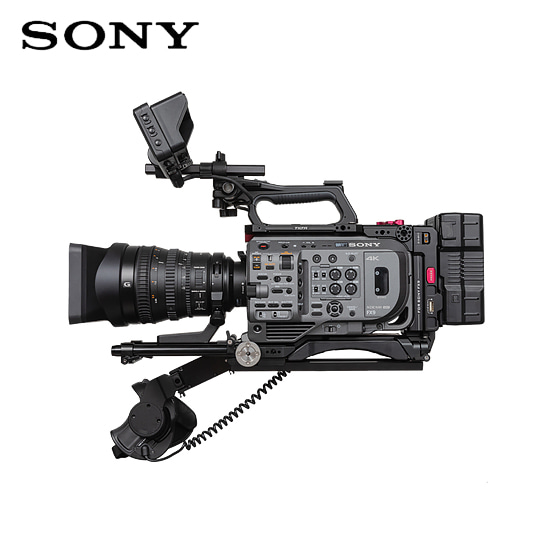 Sony FX9 + PZ28-135 Set